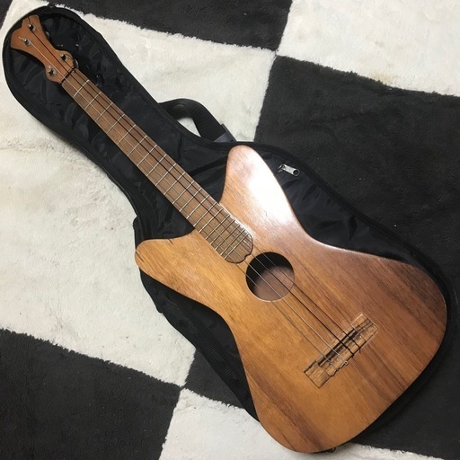 激レア ノーネーム バリトンウクレレ マホガニー 珍品