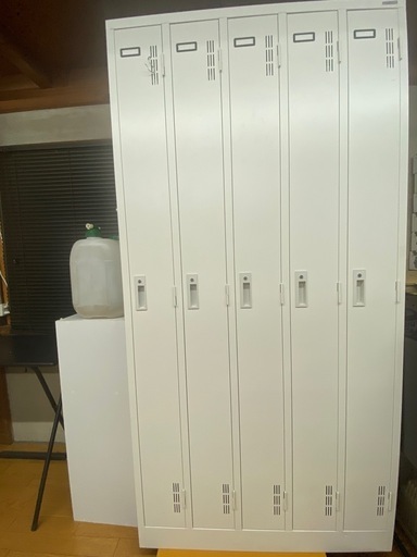 ロッカー　美品です！値下げしました！早い人順にお取引します。