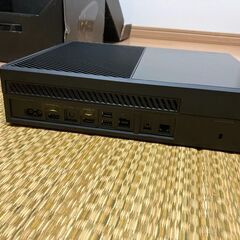 【生産終了】Xbox One + Kinect (通常版) の画像