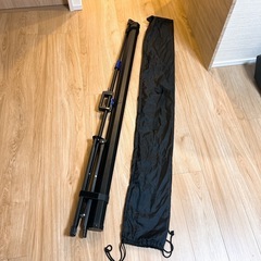 自立式 60インチ スクリーンの画像