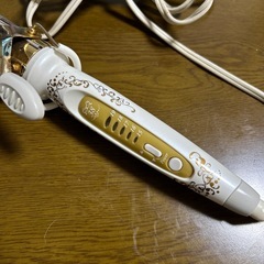 【動作品】ヘアアイロンの画像