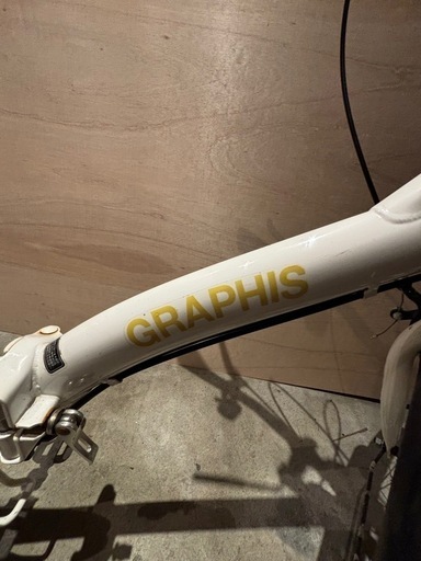 機種名／GRAPHIS (グラフィス) 折りたたみ自転車20・6SP GR-FD