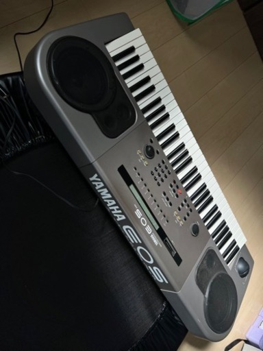 YAMAHA のシンセサイザー　EOS B500動作品　内蔵電池交換済み