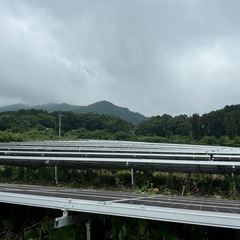 急募‼️日にち限定　太陽光発電所敷地内　荷物運び　5/14から4日間　2名の画像