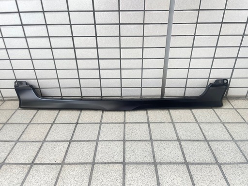ハイエース　フロント　グリル　カバー　新車外し