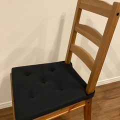 IKEA ダイニングテーブルセットの画像