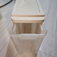 収納ケースの画像