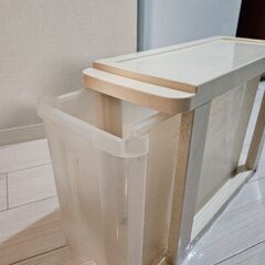 収納ケースの画像