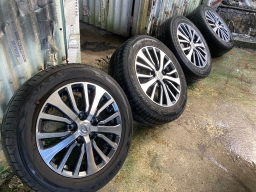 c26後期　セレナ ハイウェイスター16インチ4本セット