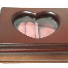 ジュエリーケースの画像