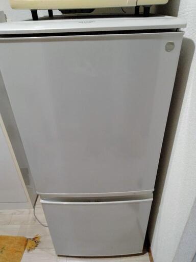 SHARP 冷蔵庫　2つドア