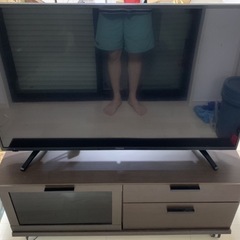 43型テレビ　テレビ台　ローテーブル　DVDプレイヤー等