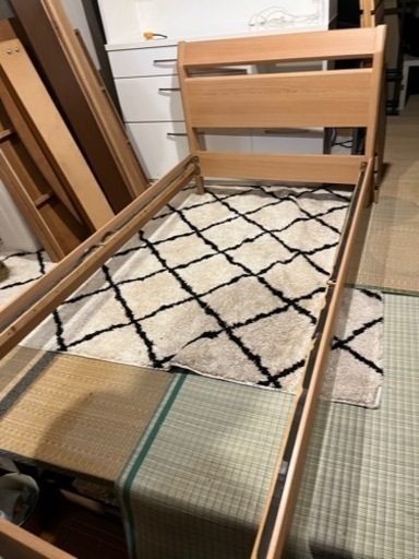 シングルベッド