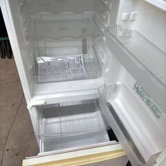 【お引き取り品】◇◇《 冷凍冷蔵庫 (SJ-14J) 》の画像