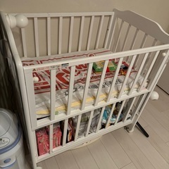 カトージ　ベビーベッド　ミニ　美品の画像