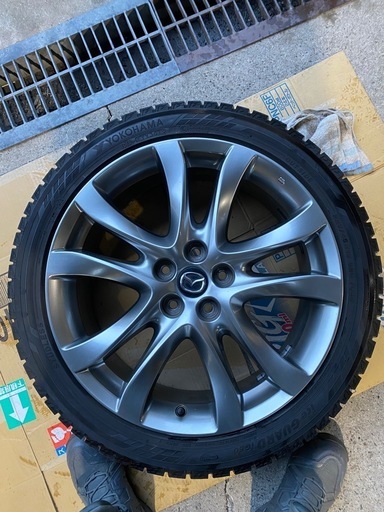 マツダ　アテンザ 純正19インチ　スタッドレス4本セット