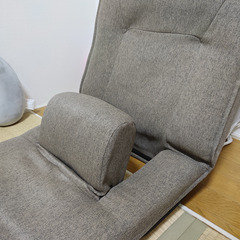 机能付き机と椅子のセットを格安で販売しますの画像