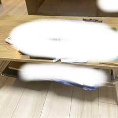 セミダブルマットレス・トースター・テーブルの画像
