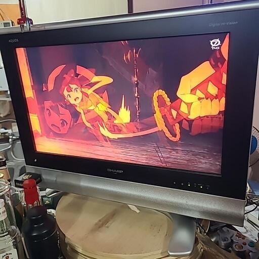 液晶テレビ