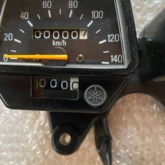 ヤマハ TW200 スピードメーター＆パイロットボックス ブラケット付の画像