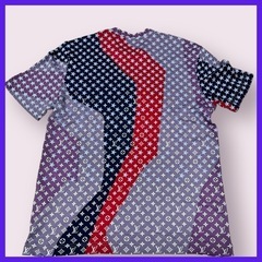 値下げしました　LOUIS VUITTON モノグラムスター ロゴ 総柄 星柄 ルイヴィトン　Tシャツ　カットソー　15万円ほどの品の画像