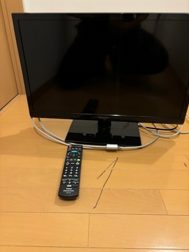 Panasonic 24型　液晶テレビ