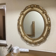 壁かけ鏡　68cm　レトロ