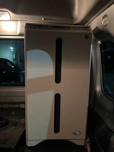 タバコの嫌な匂いを除去、アトモスフィア空気清浄機 S