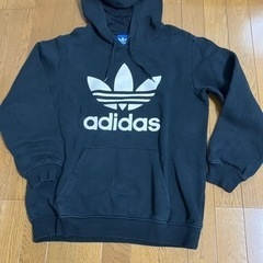 adidasアディダス　パーカー　M 　裏起毛　使用感有り