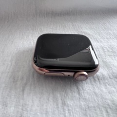 美品アップルウォッチ Series4モデル ゴールドステンレス40 mm の画像