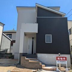 🏡16年の時を経た美邸が、あなたと家族を優しく包み込む。閑静な住...