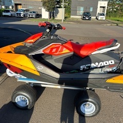 ジェットスキー　水上バイクシードゥー　スパーク　トリックス2up　