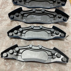 ブレーキキャリパーカバー金属製品