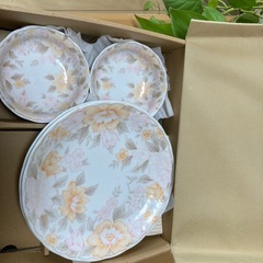 皿食器セットの画像