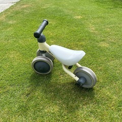 Dバイクイエロー