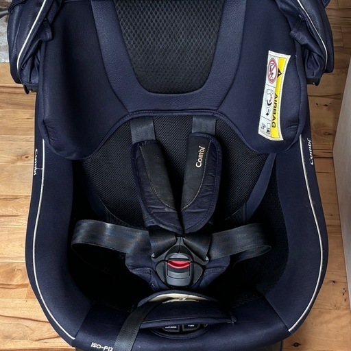 combi コンビ チャイルドシート ネイビー isofix 回転n