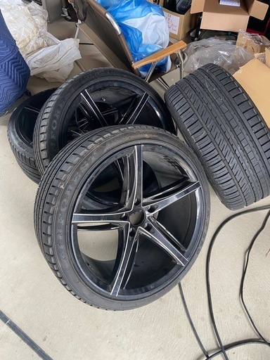 19インチホイールタイヤセット