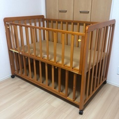 ベビーベッド　高さ調整可能　標準サイズ　70×120cmのベビー...