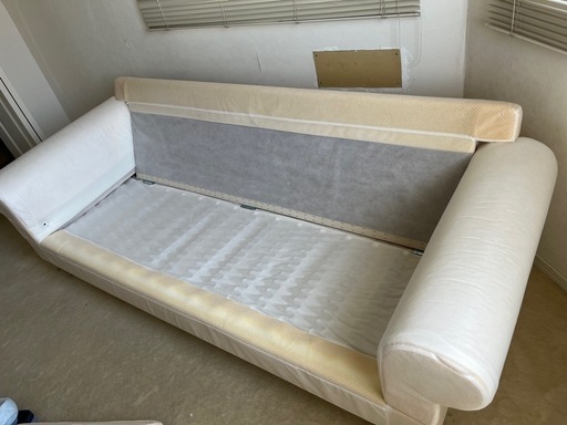 Ikea 3人掛けソファ EKTORP