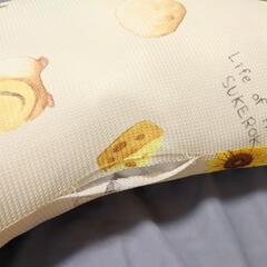 ハムスター柄 三日月形 抱き枕の画像
