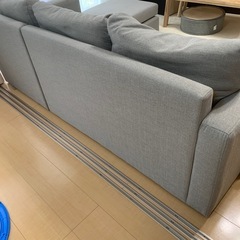 3人掛けソファーオットマン付きの画像