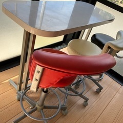 決まりました！カウンターテーブルと椅子の画像