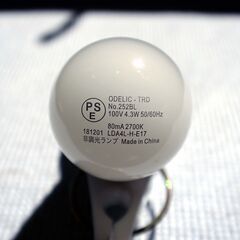 LED電球の電球色です。サイズはE17…３個です。使用度小の画像