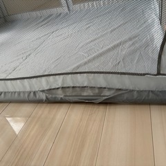 早い方にお譲りします。ベビーサークル(メッシュ)の画像