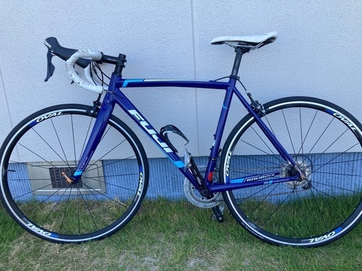 FUJIロードバイク　⭐︎美品⭐︎