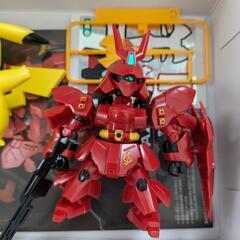 0円　プラモデル　SDガンダム　サザビー　ピカチュウの画像
