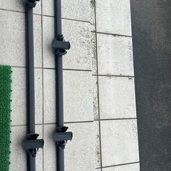 THULE（スーリー） フット 1054 ・ スクエアバー 110cm のセット ルーフレール用キャリア　鍵付きの画像