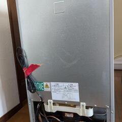 ヤマダ 冷蔵庫２ドア (87L・右開き) シルバーの画像