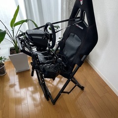 G29ハンコン➕シフター➕レーシングコクピットの画像