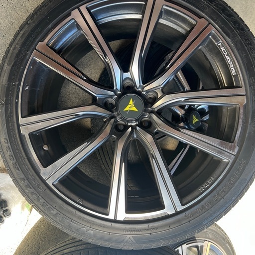 X-TRAIL タイヤ　ホイール